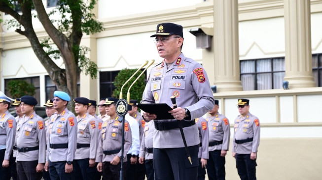 Kapolda Jambi Pimpin Upacara Bendera Kesadaran Nasional, Tekankan Profesionalisme dan Integritas Personel